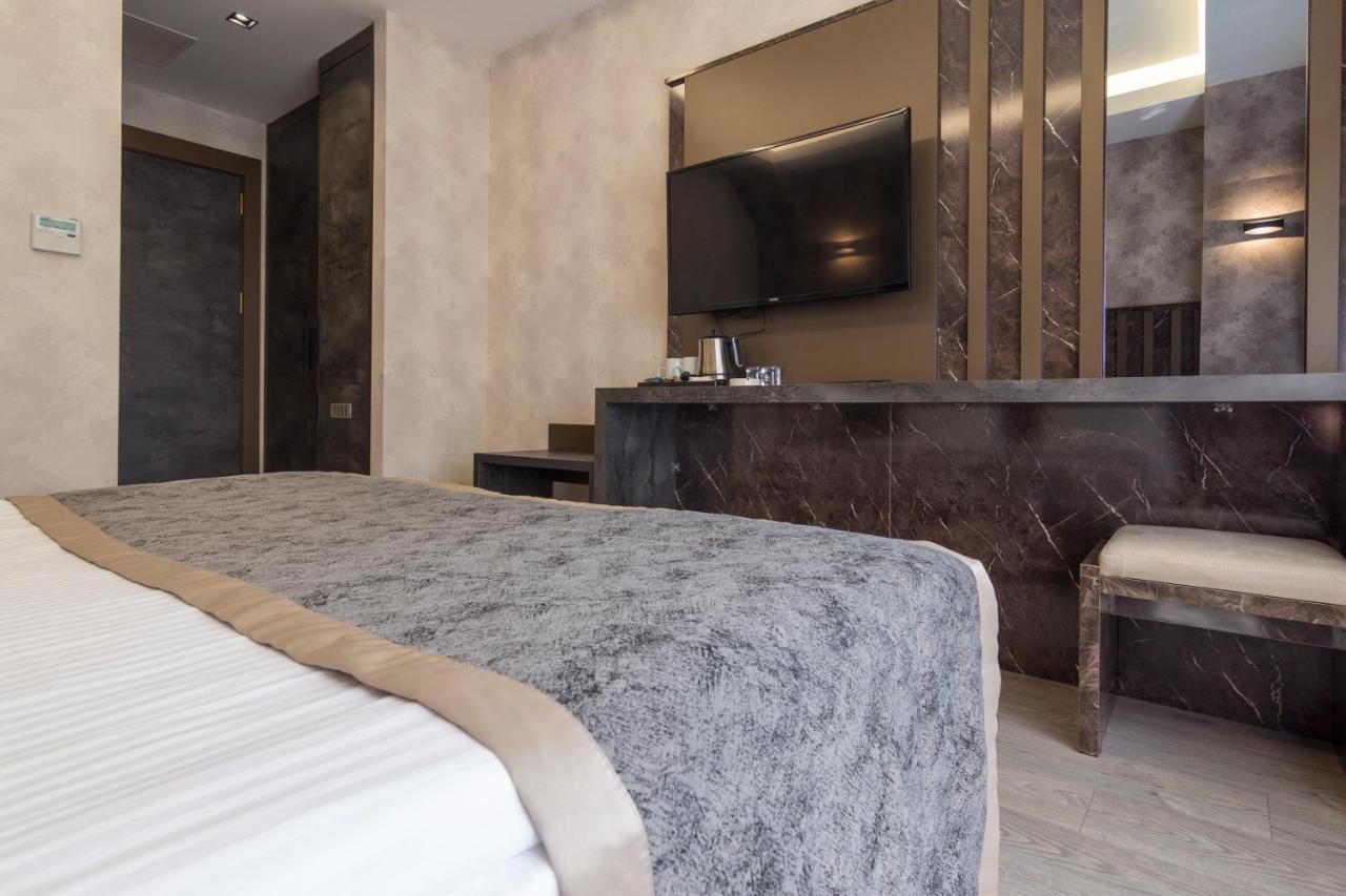 Ankara Royal Hotel Bagian luar foto