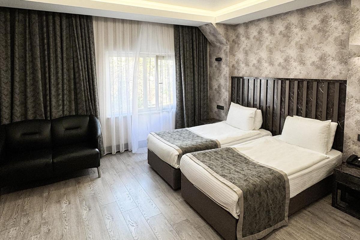 Ankara Royal Hotel Bagian luar foto