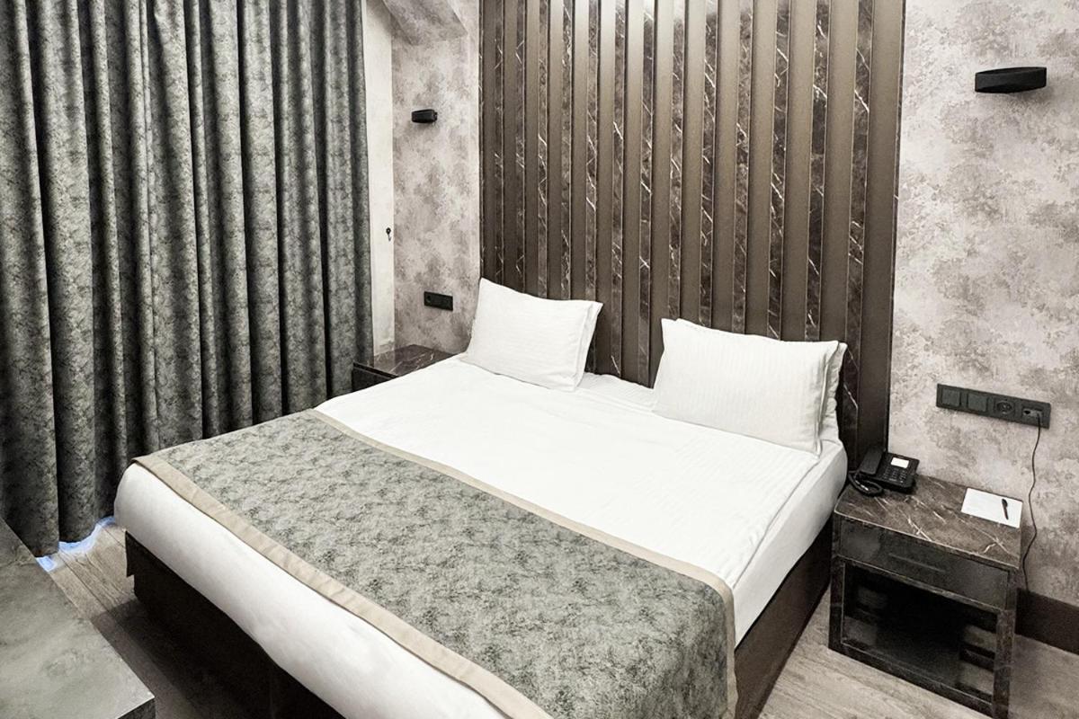 Ankara Royal Hotel Bagian luar foto