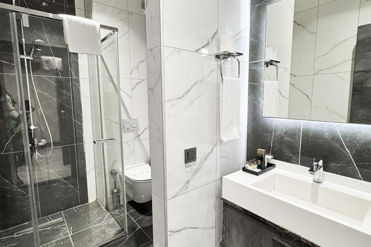 Ankara Royal Hotel Bagian luar foto